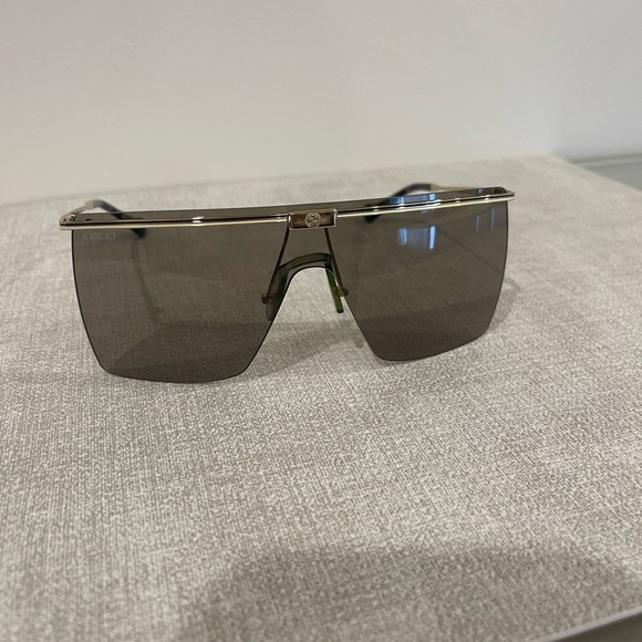 Gucci sunglasses - NEW - Picture 5 of 6